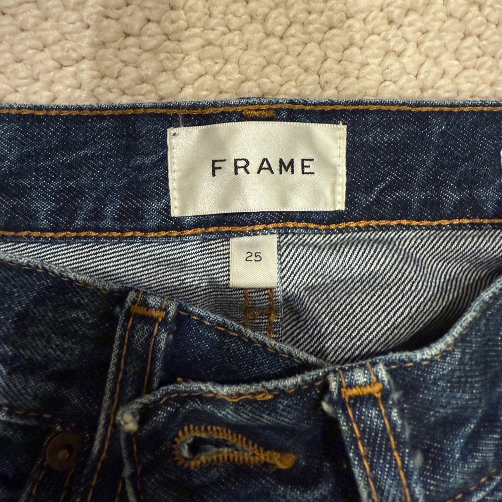 Frame Vertical Jeans - Picture 3 of 8